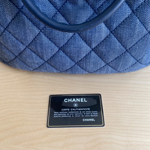Chanel large denim tote bag - Picture 9 of 10